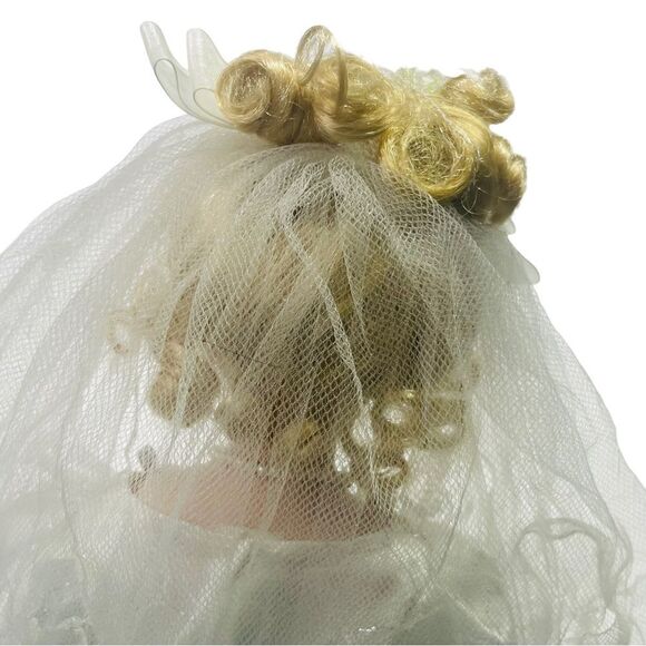 Bride Porcelain Doll - Picture 9 of 9